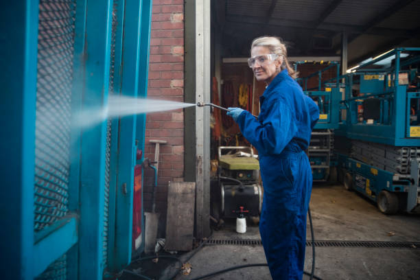 Window and Screen Pressure Cleaning